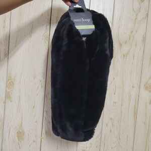 West Loop Faux Fur Scarf